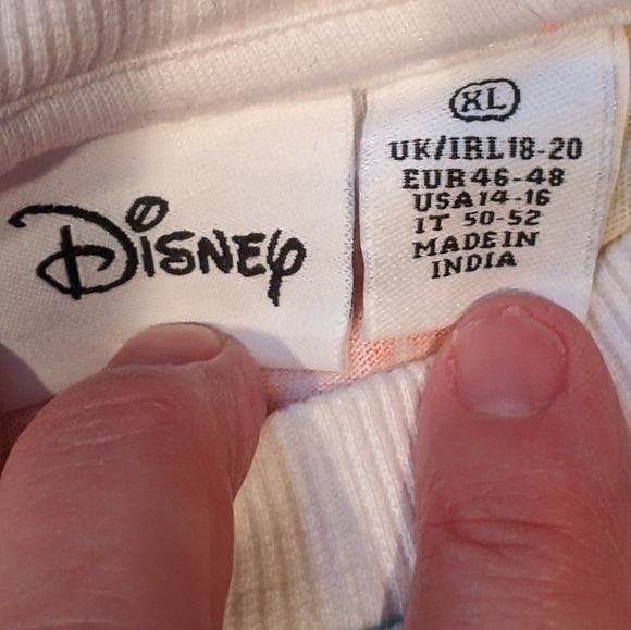 Disney Lilo and Stitch Bright Boxy Tee X-Large - Picture 4 of 5